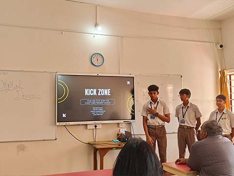 Grade 10 Digital Dreams - 25