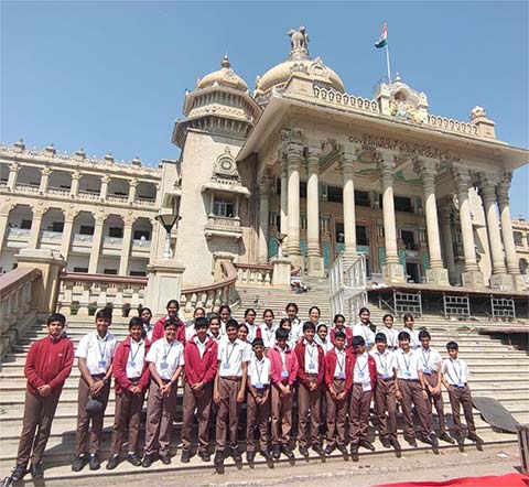 Grade 7 Field Trip - 4